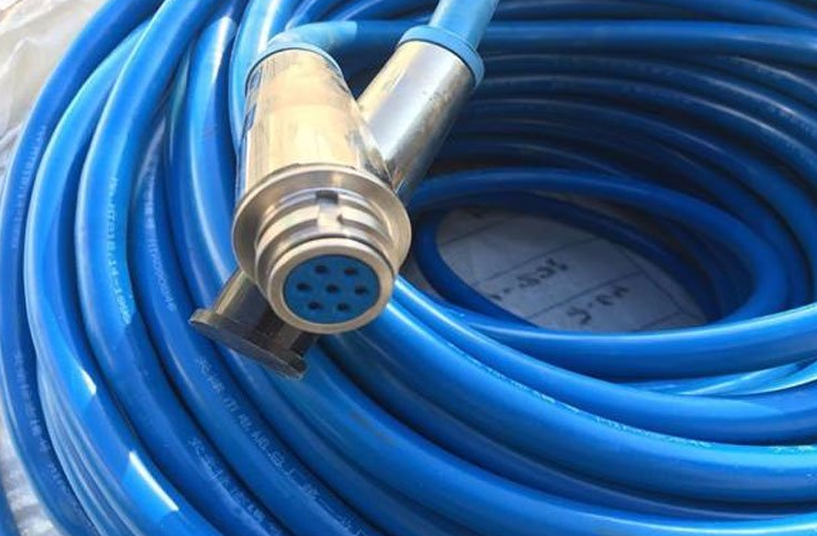 山東大齊LCYVB-7-1鋼絲編織橡膠護(hù)套連接器(圖1) 山東大齊LCYVB-7-1鋼絲編織橡膠護(hù)套連接器(圖1)